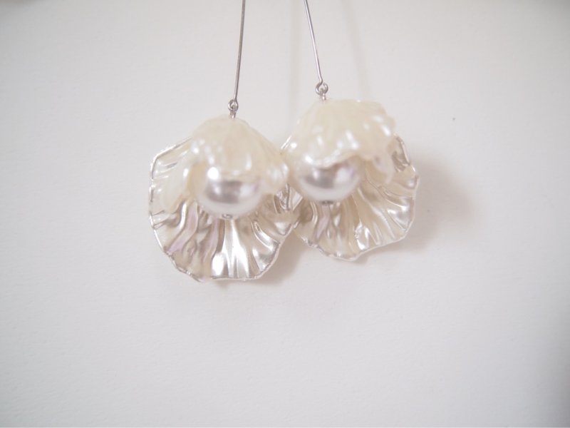 画像1: フラワーパールピアス