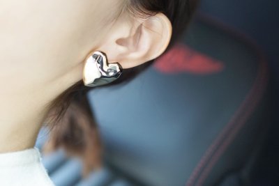 画像1: Solid Heart Earring