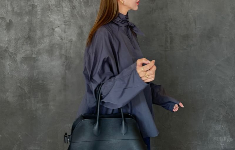 画像1: High Neck Tie Ribbon Shirt