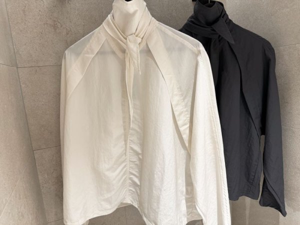 画像1: High Neck Tie Ribbon Shirt (1)
