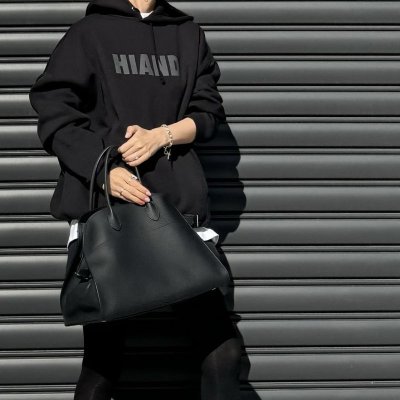 画像1: HIAND Black Logo Hoodie