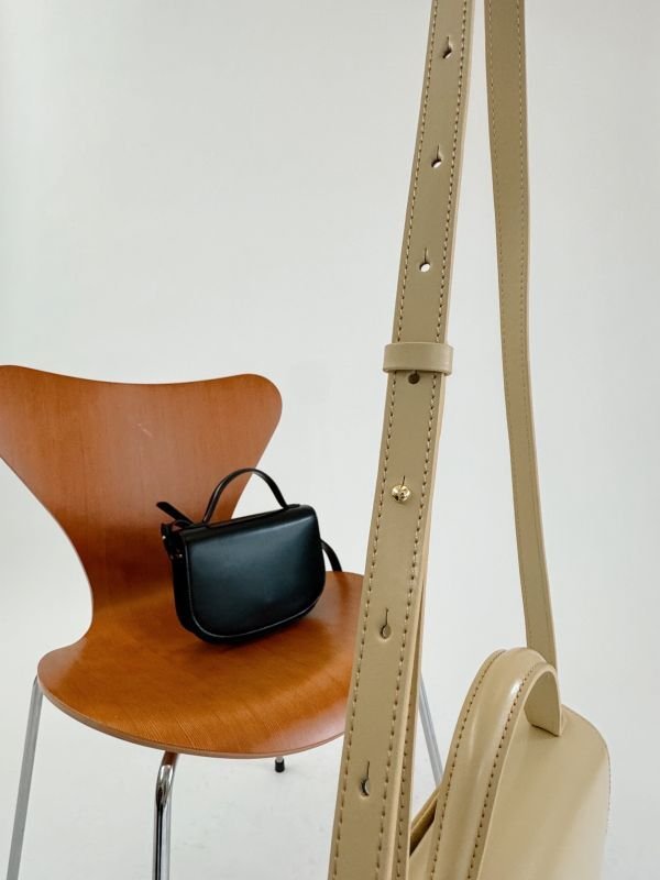 画像10: 2 Way Leather Bag (10)