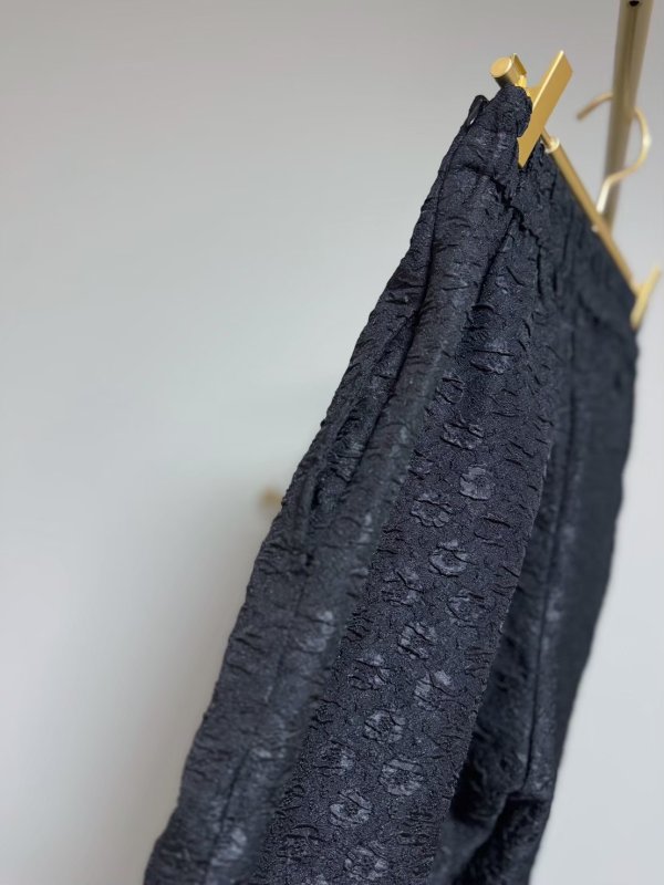画像2: Flower jacquard tapered pants (2)