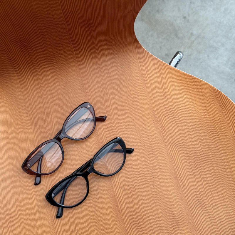 画像1: Fox Lady Fake Glasses (1)