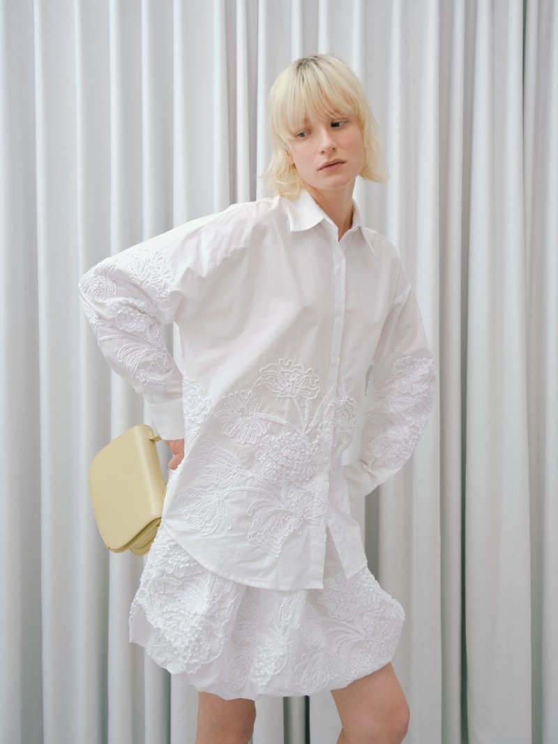 画像3: Floral Embroidery Shirt Top