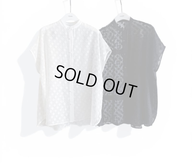 画像1: Flocked Jacquard 2-Way Blouse (1)