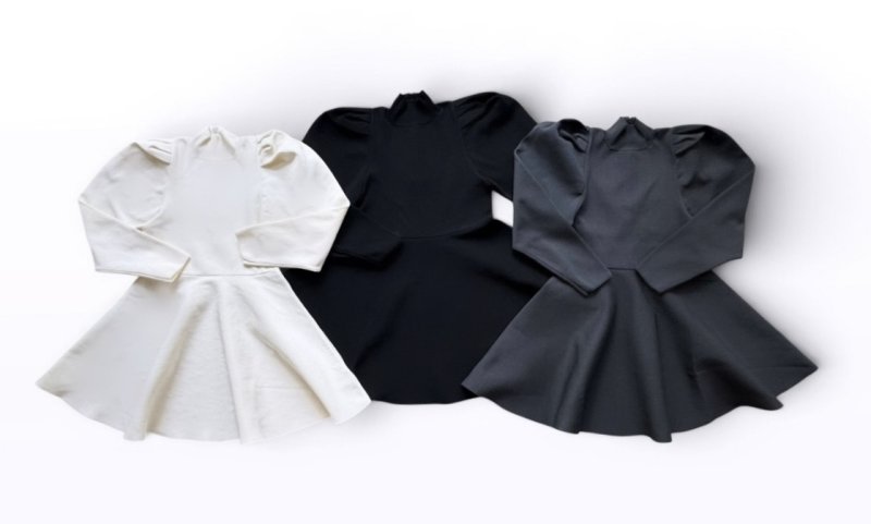 画像1: Puff Sleeve Flare Knit Dress (1)
