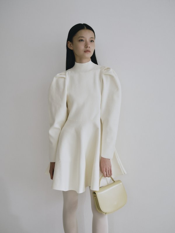 画像5: Puff Sleeve Flare Knit Dress (5)