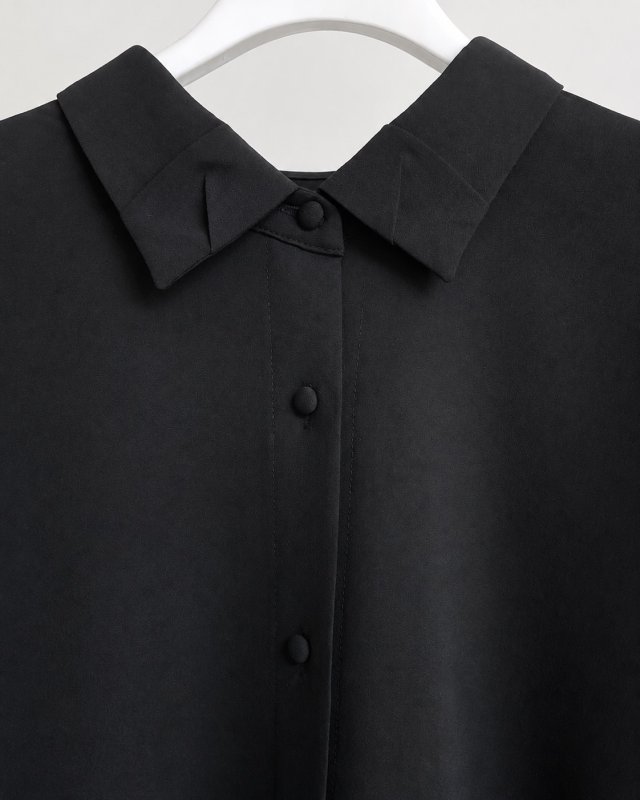 画像4: Twist Hem Tuck Shirt (4)