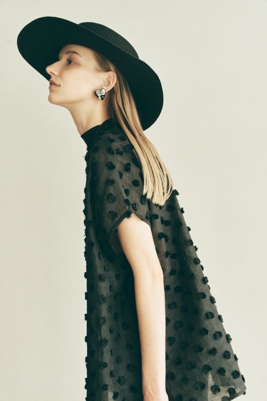 Hiand Flaffy dot shirt白