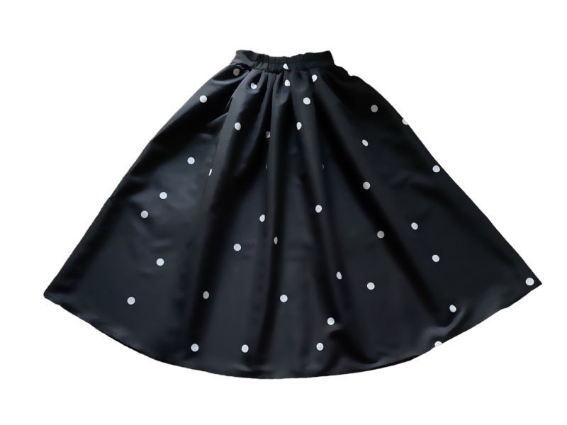 Dramatic dot skirt   ＨＩＡＮＤ